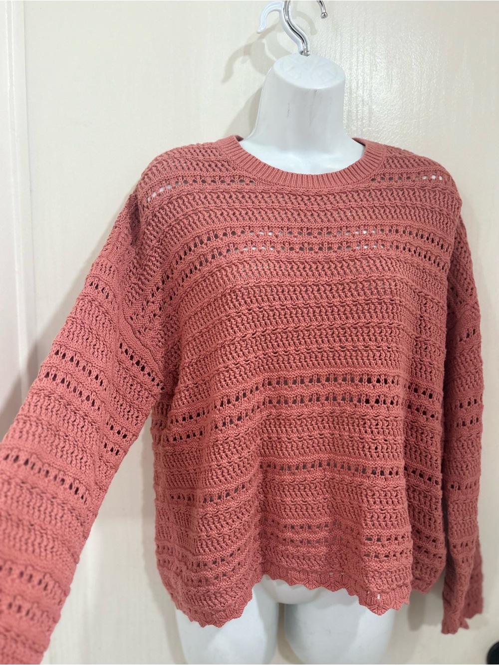 Abercrombie & Fitch Openwork Crewneck Sweater in Dusty Rose